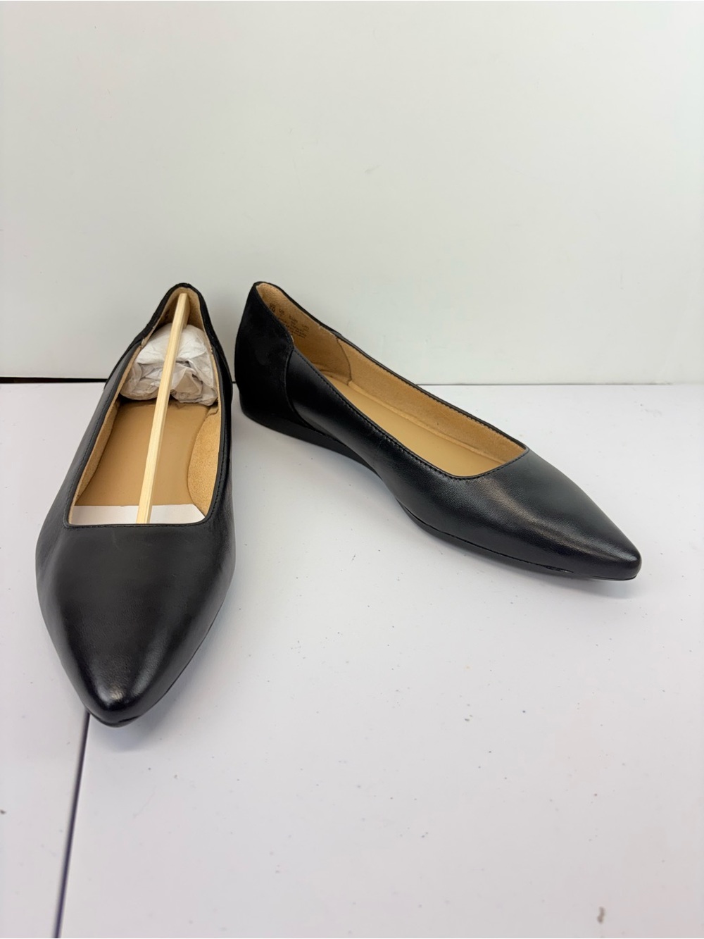 Naturalizer Womens 9M Rayna Black Leather Pointed Toe Ballet Flats Shoes